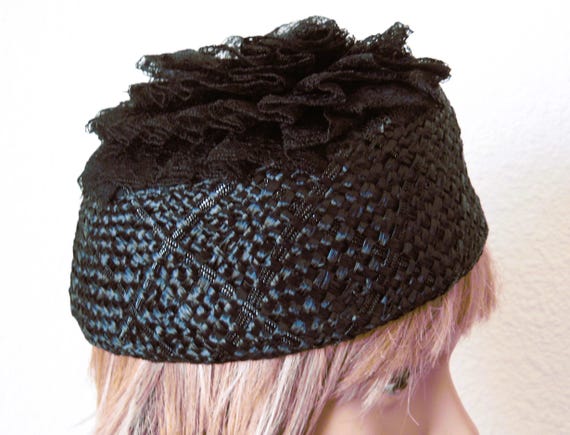 Pillbox Hat, Black Straw W/lace Embellished, Vintage Mid  display picture 3