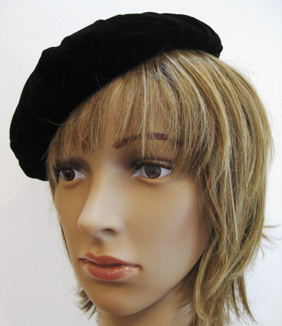 HATTIE CARNEGIE, Vintage Hat, Signed, Haute Coutu… - image 3