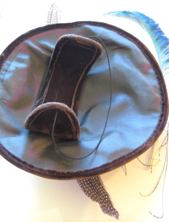 Vintage Hat, Brown Velvet Saucer Style, Adorned w… - image 9