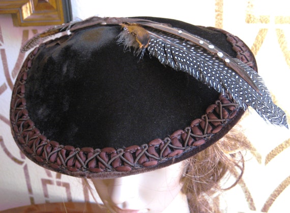 Vintage Hat, Brown Velvet Saucer Style, Adorned w… - image 2