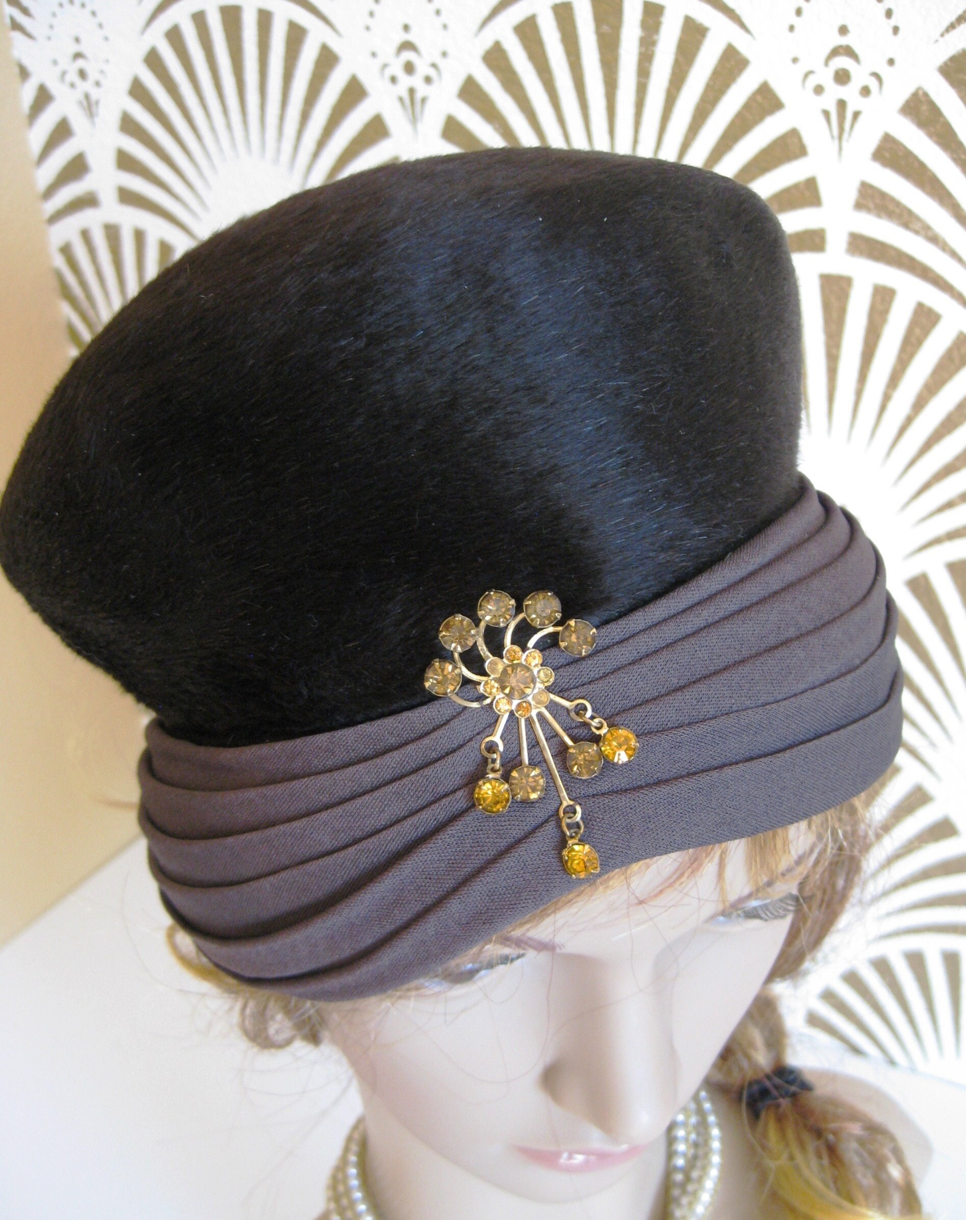 CHRISTINE ORIGINAL, Designer Vintage Hat, Mid-century, Brown-black Fur Material, Jeweled Brooch, Pleated Trim Detailing, Cloche Style - Etsy CHRISTINE ORIGINAL, Designer Vintage Hat, Mid-century, Brown-black Fur Material, Jeweled Brooch, Pleated Trim Detailing, Cloche Style - Etsy