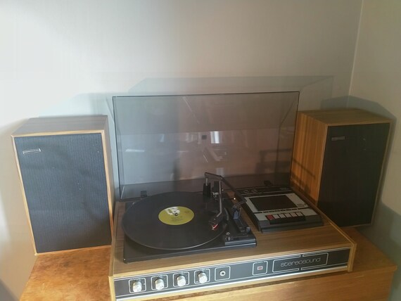 record deck with speakers