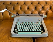 Working Hermes 3000 typewriter