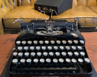 Máquina de escribir vintage Erika 5 con estuche original - Decoración antigua