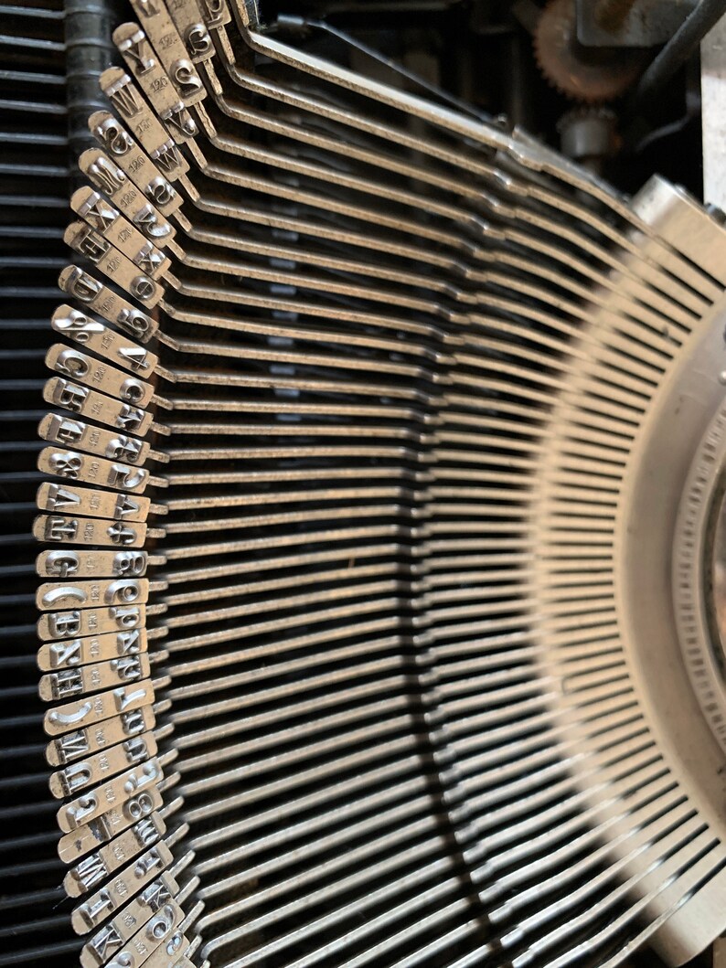 Beautiful Working Erika model S Typewriter