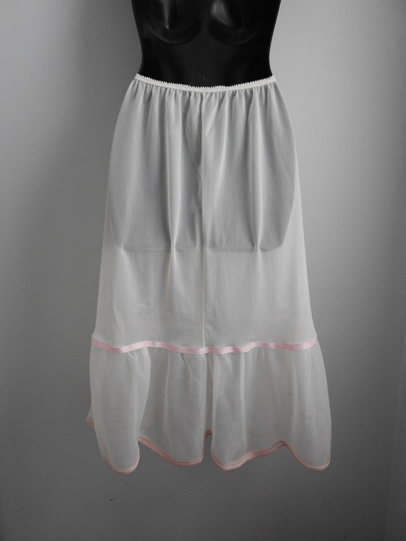 Vintage 1960s Sheer Nylon Slip Petticoat Lov Lee … - image 3