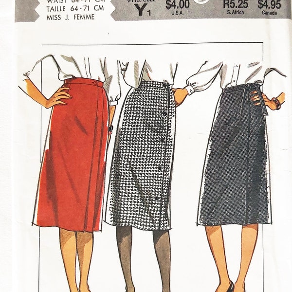 Retro 80s Wrap Skirts with Side Pleats, Buttons or Ties, Straight Skirt, Classic Style, Career Fashion, Style 4264, Sizes 10-12-14