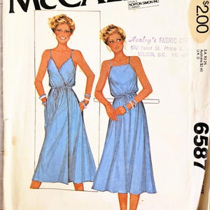 1970s Wrap Sundress, Back or Front Wrap, Sleeveless with Shoulder Straps, Gathered Waist with Ties, McCall&#39;s 6587, Size Petite (6-8)