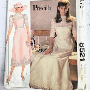 Peut inclure: Patron McCall's numéro 8521 pour une robe Priscilla. Le patron est pour une robe blanche avec des bordures en dentelle et une robe rose avec des bordures en dentelle. Le patron est pour les tailles 8 à 18.