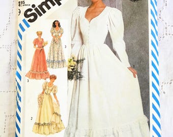 80s Wedding or Bridesmaid Dresses, Fitted Bodice, Waistline Gathers, Hemline Ruffle, Sweetheart Neckline, UNCUT Simplicity 5879, Size 14