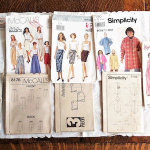 Patron de couture vide rétro des années 90, enveloppes et instructions, papier éphémère, journaux indésirables, scrapbooking, collage de papier, décoration de salle de couture