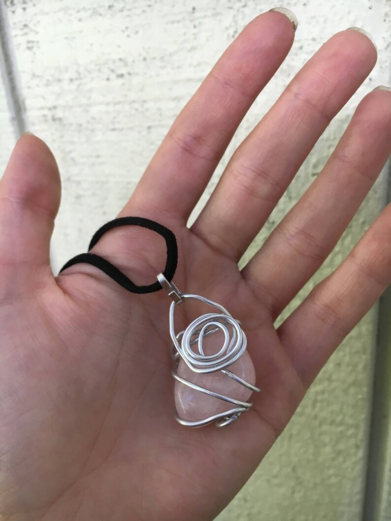 Simple Rose Quartz Wire Wrap Leather Necklace