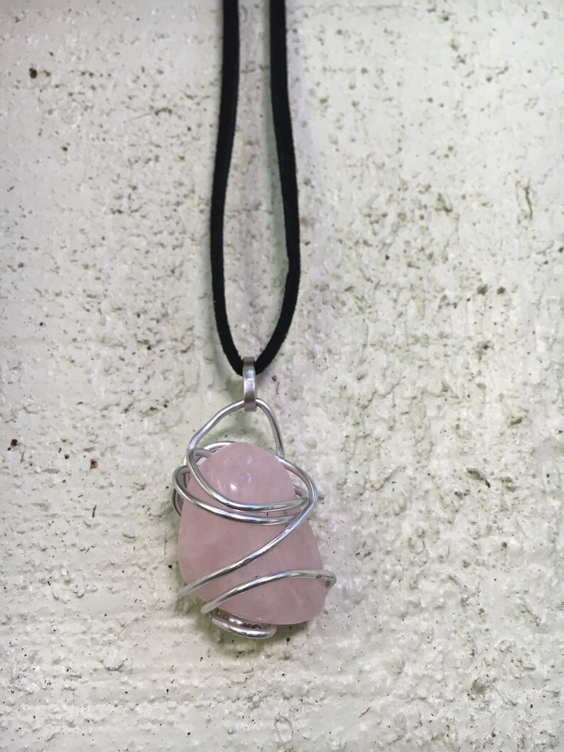 Simple Rose Quartz Wire Wrap Leather Necklace
