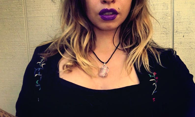 Simple Rose Quartz Wire Wrap Leather Necklace