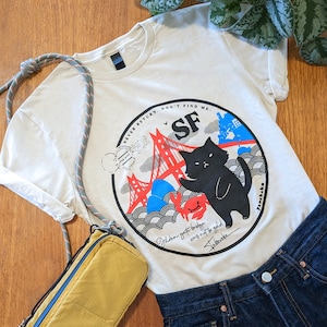 San Franciso / black cat t shirt / Gift for Cat Lover / Kawaii / Cat T-Shirt / Unisex T-Shirt