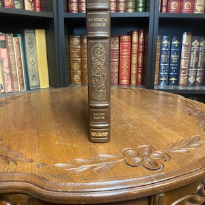 Robinson Crusoe by Daniel Defoe Leather Bound (NEAR MINT)