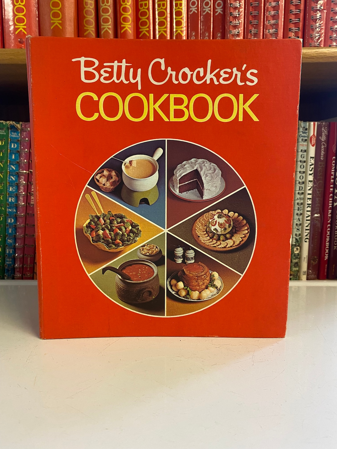 洋書 Betty Crocker Easy Entertaining BETTY CROCKER'S GUIDE TO EASY ENTERTAINING by Crocker, Betty