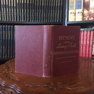 Himnos de la Fe Viviente -Himno de la Iglesia Metodista Libre (Tapa Dura) por Light and Life Press