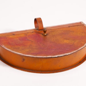 Vintage Metal Silent Butler: Mottled Red & Amber Crumb Catcher