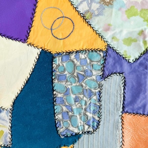 Blocco trapuntato pazzo ricamato: pezzo di tessuto patchwork vintage