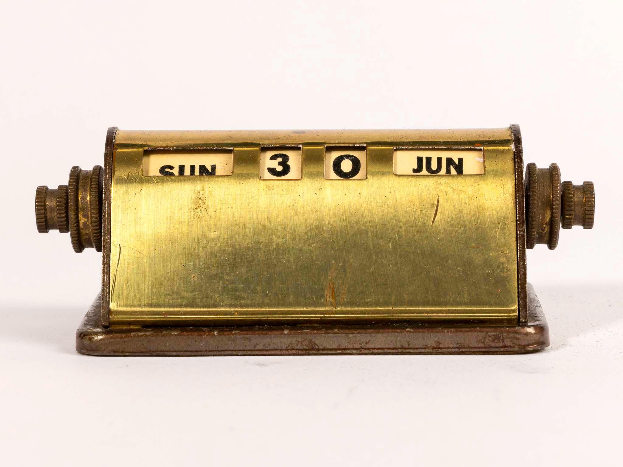 Park Sherman Perpetual Desk Calendar - Etsy Canada