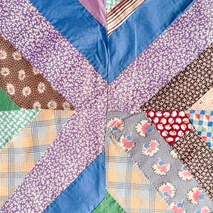 Blok kołdry Calico Crazy Quilt, szyty ręcznie w stylu vintage: 15&quot; x 14,25&quot;