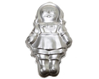 Vintage Extra Large Doll Cake Pan - 1971 Wilton Aluminum Decorative Mold - Retro Kitchen Decor