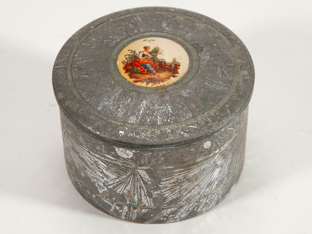 Vintage Round Metal Powder Box With Medallion on Lid of Seated Etsy