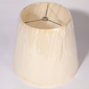 Ivory Linen Tapered Shaped Lamp Shade -  11&quot; bottom