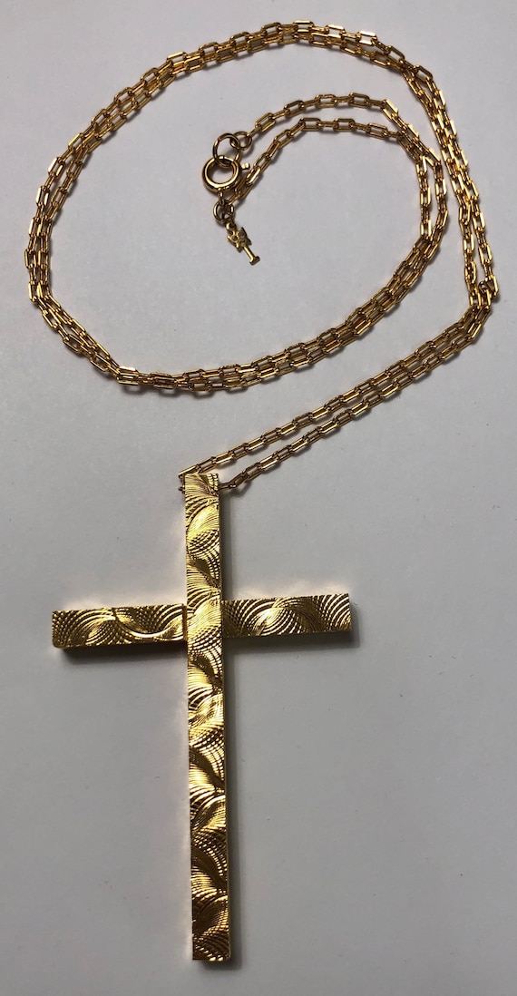 Vintage Crown Trifari Textured Cross Necklace