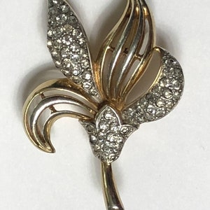 Vintage Mazer Rhinestone Flower Brooch