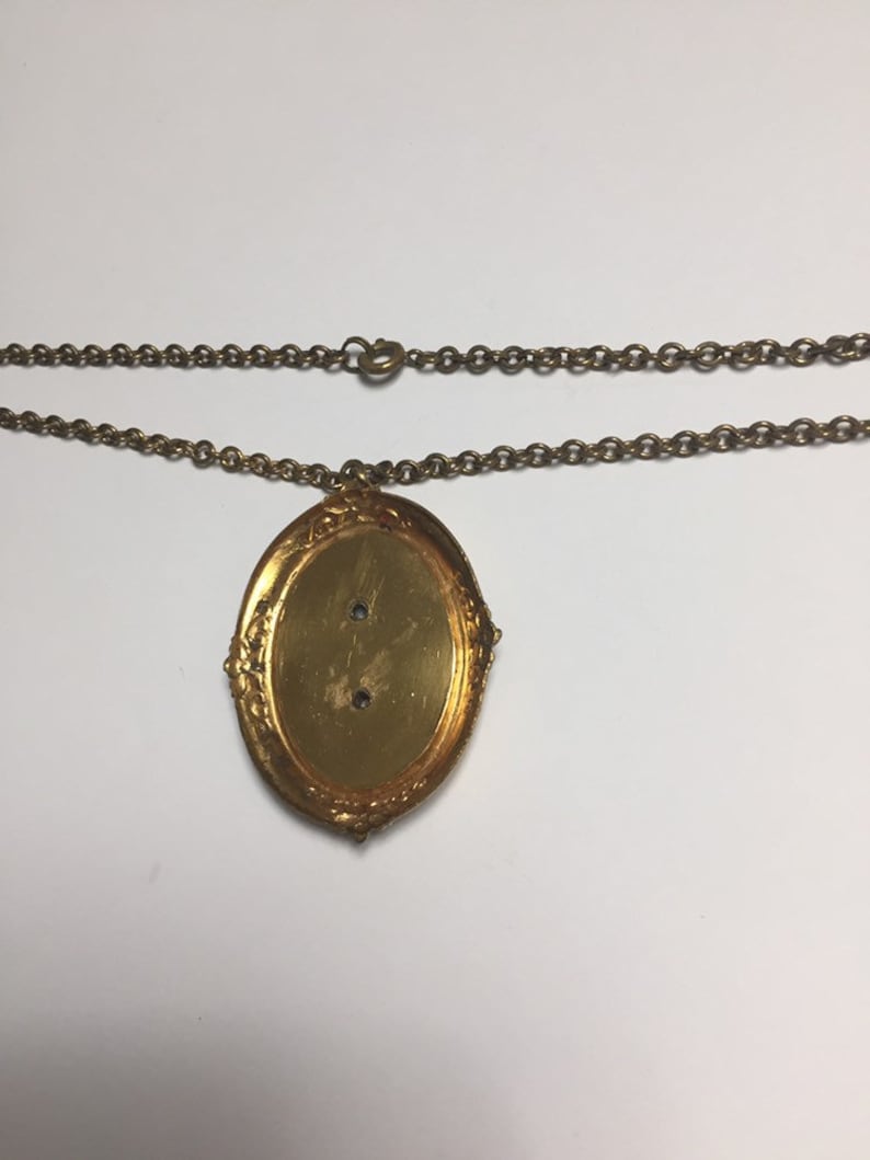 Victorian Flower Cameo Pendant Necklace