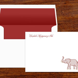 Ensemble de cartes de correspondance personnalisées Éléphant cramoisi | Enveloppes à lignes assorties | Jeu de 10 cartes de correspondance | Impression de l'adresse de retour