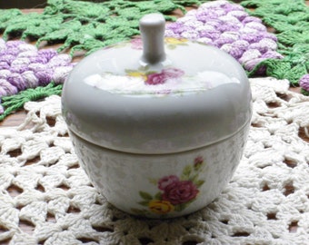 Vintage Pretty little rose trinket dish