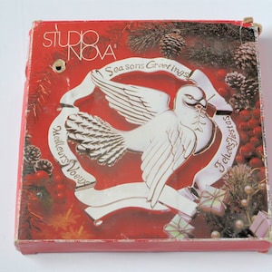 Studio Nova Large Silver Dove Christmas/Holiday 'Seasons Greetings' Hot Plate/Trivet/Wall Hanging by Godinger Silver Co - Wall Hanging