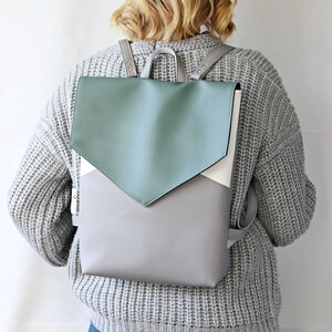 Petit sac à dos en cuir pour femme Sac à dos en cuir Sac à dos en cuir végétalien Petit sac à dos en similicuir Sac à dos gris Sac à dos pour ordinateur portable
