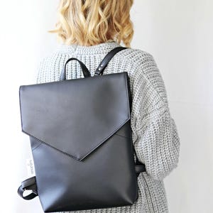 Minimalist Everyday Backpack, Black Laptop Backpack, Scandinavian Style ...