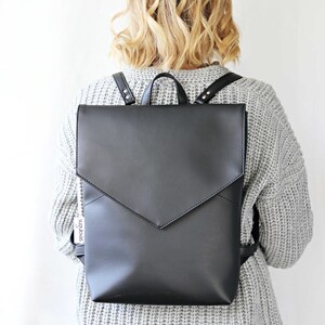 Minimalist Everyday Backpack, Black Laptop Backpack, Scandinavian Style ...
