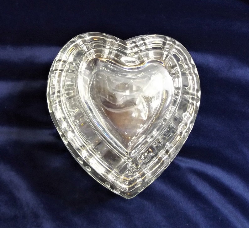Vintage Crystal Clear Glass Heart Shaped Lidded Candy Dish Etsy