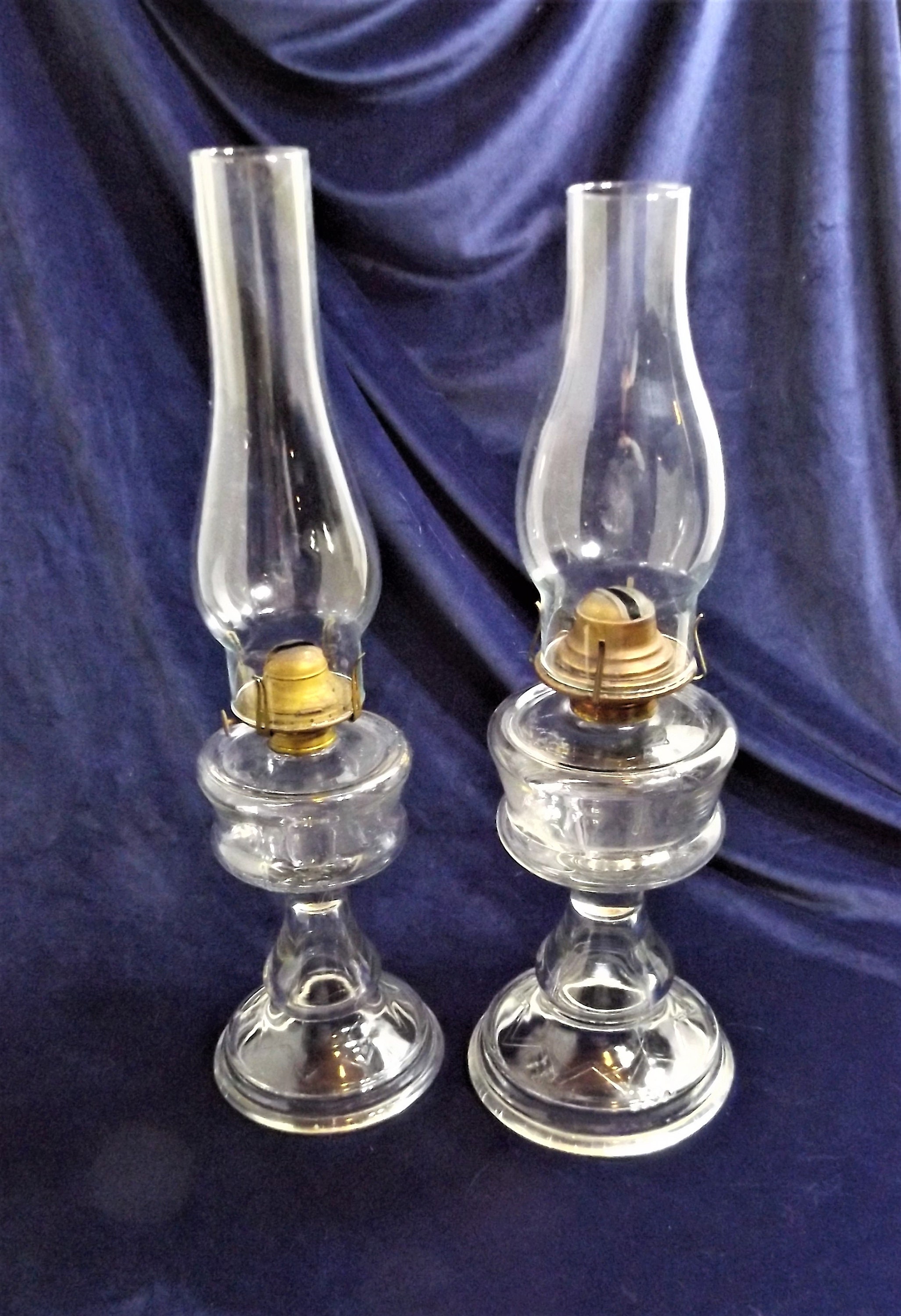Pair of Vintage Oil Lamps Identical but Different Sizes Drip Etsy