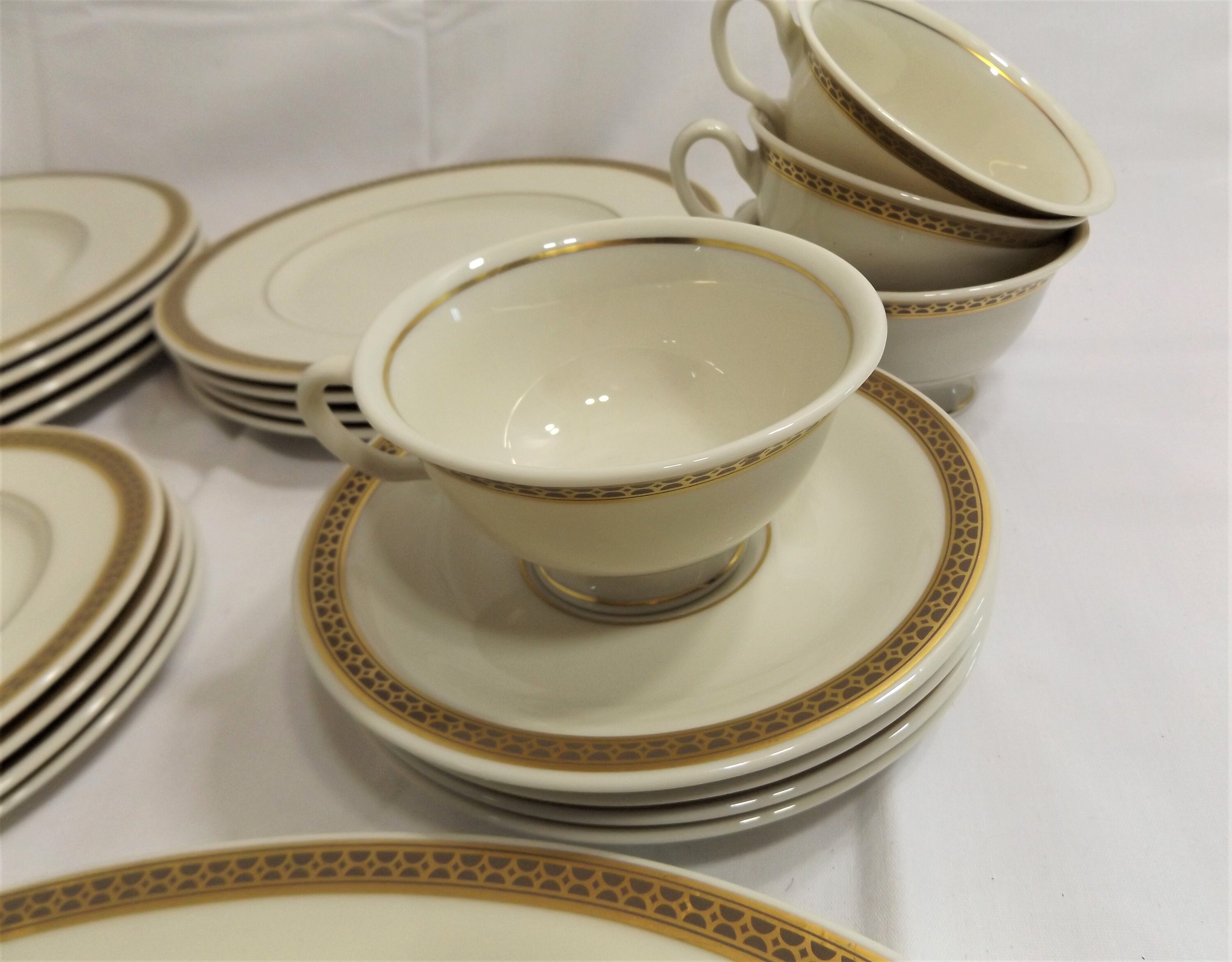 Vintage American Manor China made by Shenengo Setting for 4 Etsy