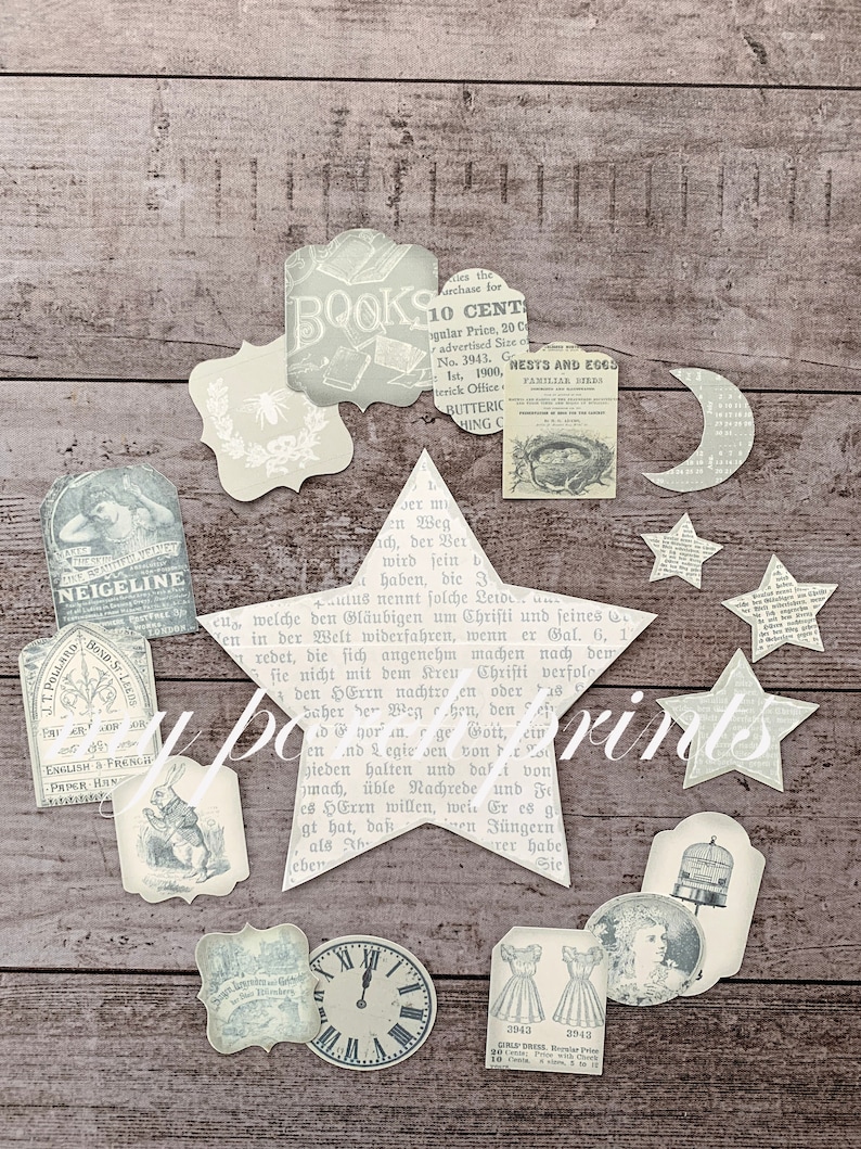 Puede incluir: Una colecci&oacute;n de ef&iacute;meras de papel de estilo vintage con una variedad de dise&ntilde;os, incluyendo estrellas, una luna creciente, un reloj, una jaula para p&aacute;jaros y un conejo. El papel est&aacute; impreso con texto e ilustraciones en color gris claro.