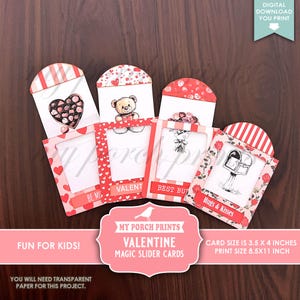 Könnte beinhalten: Valentinstag-Zauberkarten mit Illustrationen einer herzförmigen Pralinenschachtel, eines Teddybären und eines Blumenstraußes. Die Karten sind 8,9 x 10,2 cm groß und tragen die Texte "BE MINE", "VALENT", "BEST BUD" und "Hugs & Kisses".