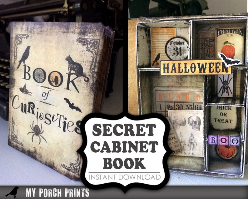 Puede incluir: Un libro de estilo vintage con el t&iacute;tulo "Book of Curiosities" y un tema de Halloween. El libro se abre para revelar un gabinete secreto con compartimentos llenos de decoraciones de Halloween, incluyendo un calendario, una tarjeta de bingo y una caja de truco o trato.