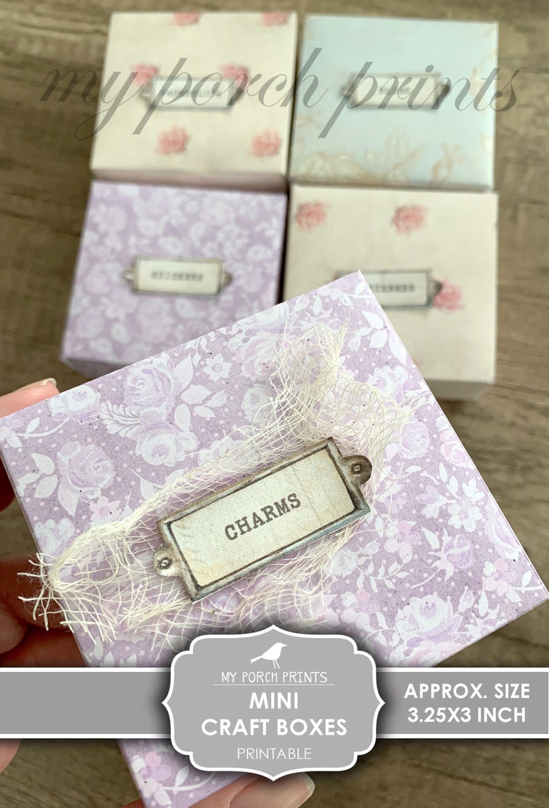Puede incluir: Cajas de manualidades mini imprimibles con un dise&ntilde;o floral. La caja est&aacute; etiquetada "CHARMS" y mide aproximadamente 8,25 x 7,6 cm.
