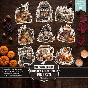 Op de afbeelding: Een verzameling digitale stickers met illustraties van koffietentjes in Halloween-thema, waaronder een koffiemolen, een spookachtige winkel, geesten, mokken met tekst, een uil met een heksenhoed en een cupcake, versierd met pompoenen.