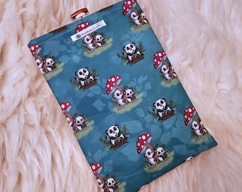 Book/E-reader Sleeve Panda