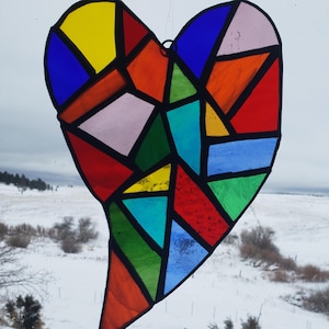 Glasmalerei-Herz, mehrfarbiges handgemachtes Herz, Valentinstags-Herz