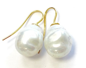 Boucles d'oreilles perles baroques blanc/or