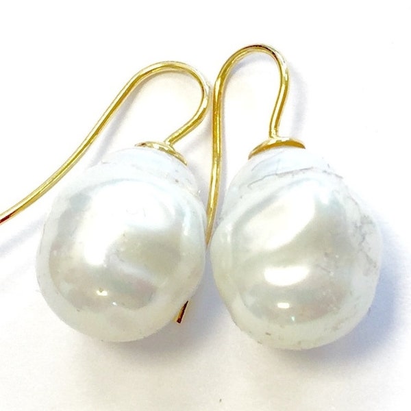 Baroque pearl earrings white/gold